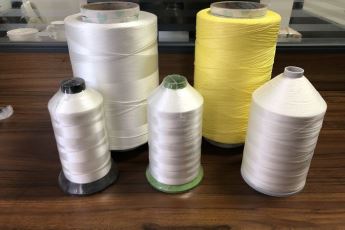 40/2 100% spundet polyester sytråd - sort